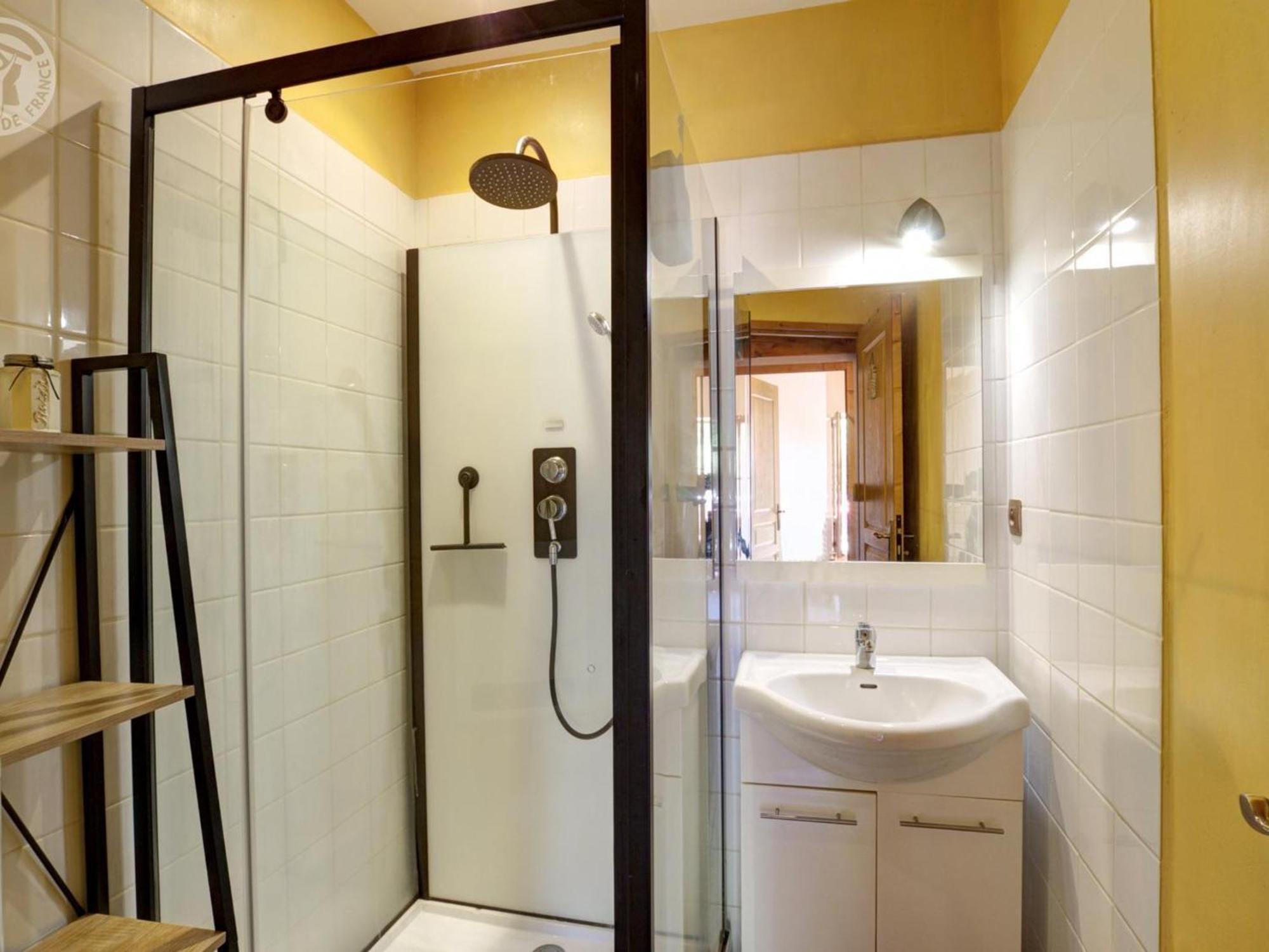 Gite De Charme Avec 2 Terrasses, Au Coeur Du Parc Du Pilat, Confortable Et Equipe - Fr-1-496-40 Malleval Luaran gambar