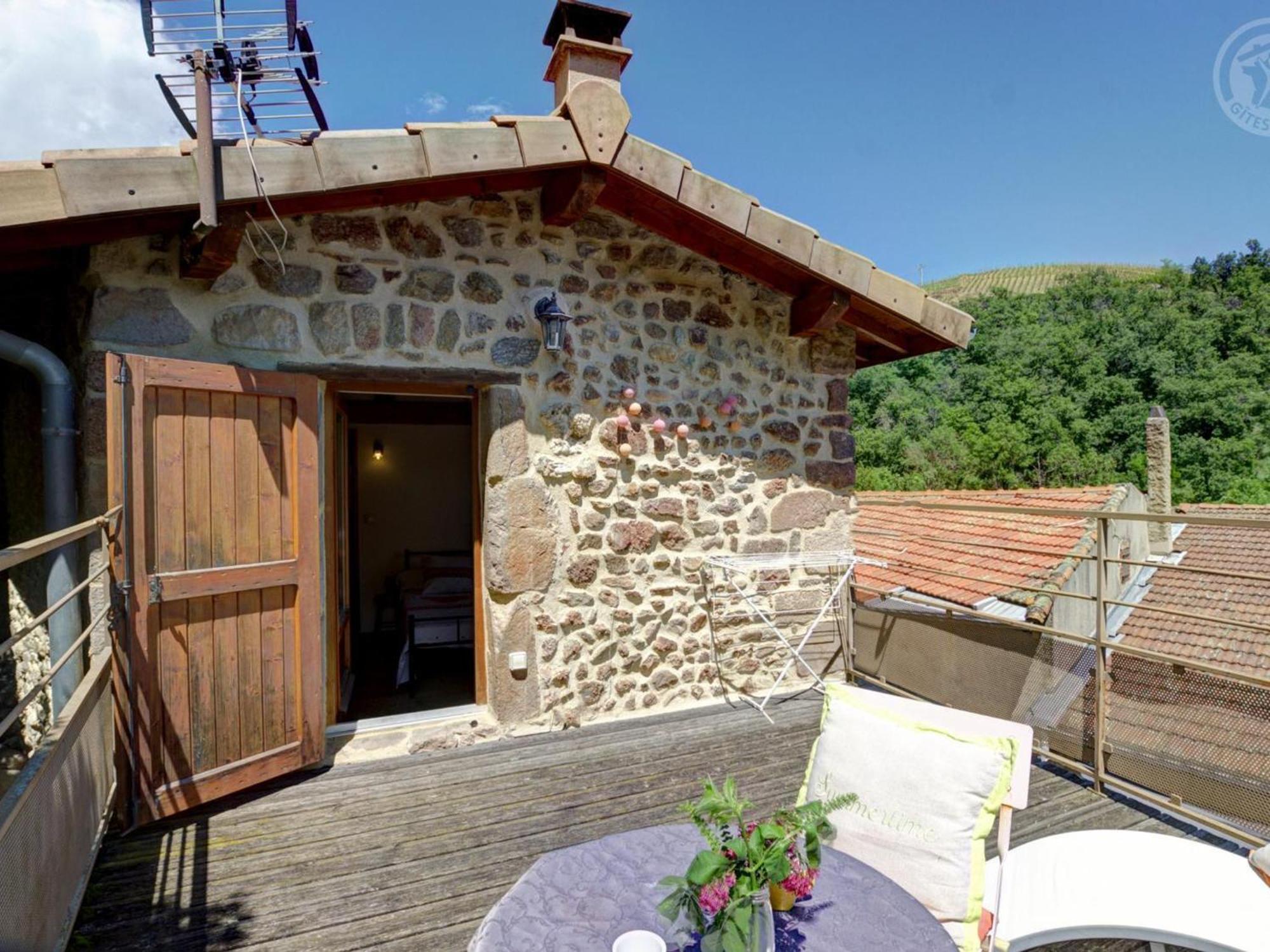 Gite De Charme Avec 2 Terrasses, Au Coeur Du Parc Du Pilat, Confortable Et Equipe - Fr-1-496-40 Malleval Luaran gambar